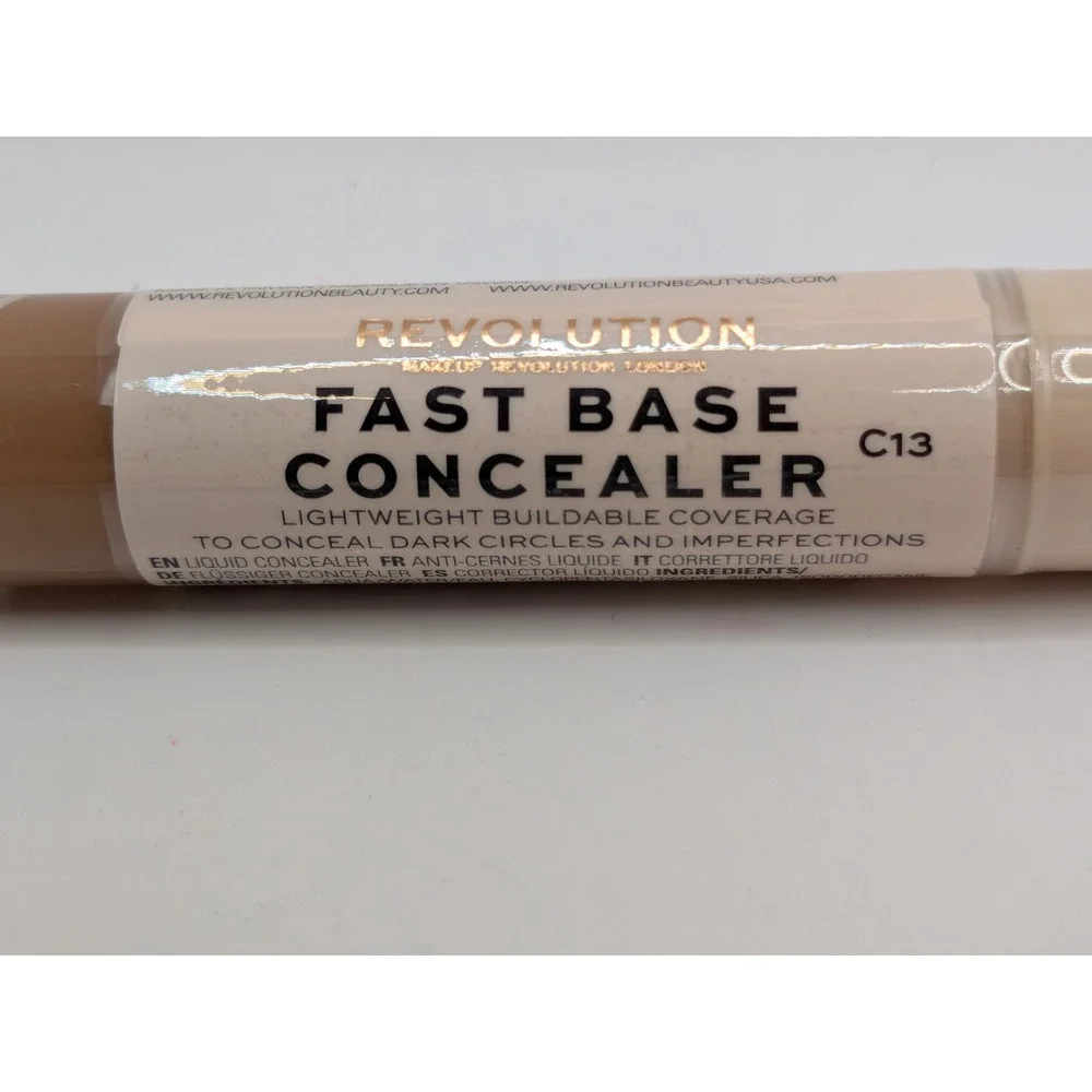Makeup Revolution Concealer Bundle Heart Breakers Fast Base SuperSize 3pc Set